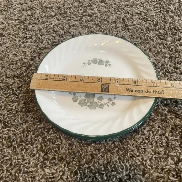 S/4 CORELLE CALLAWAY IVY GREEN TRIM SWIRL 7" Dessert Plates (EUC***NICE***L@@K) - Picture 2 of 3